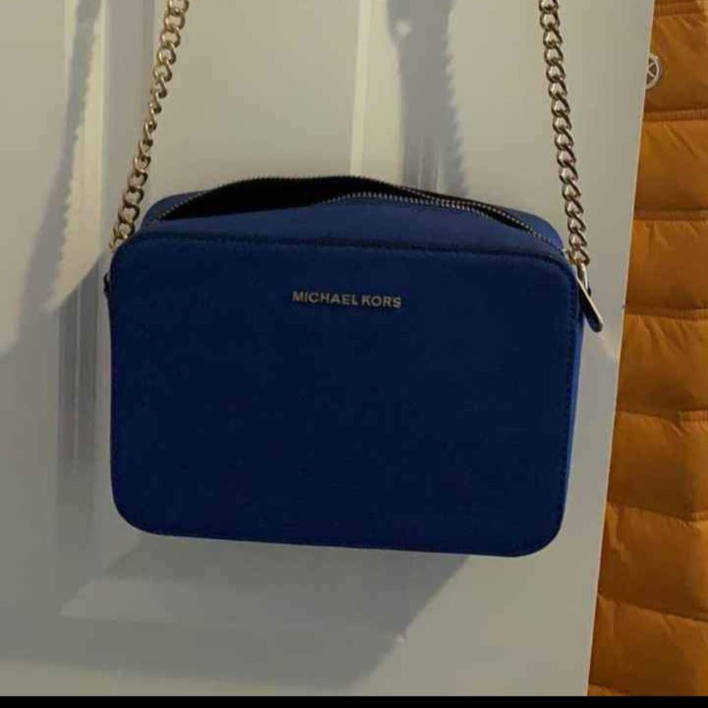 MK purse